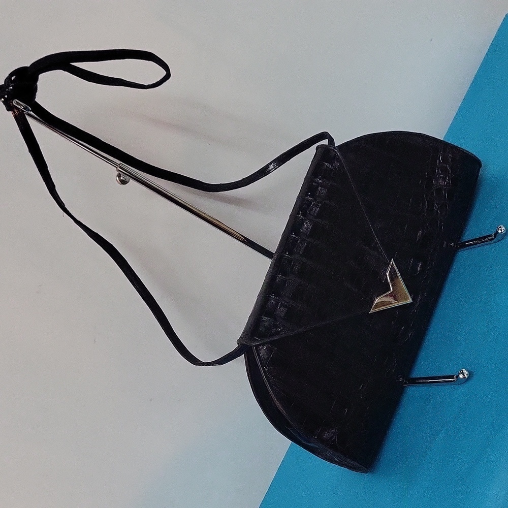 Susan Gail Shoulder Bag